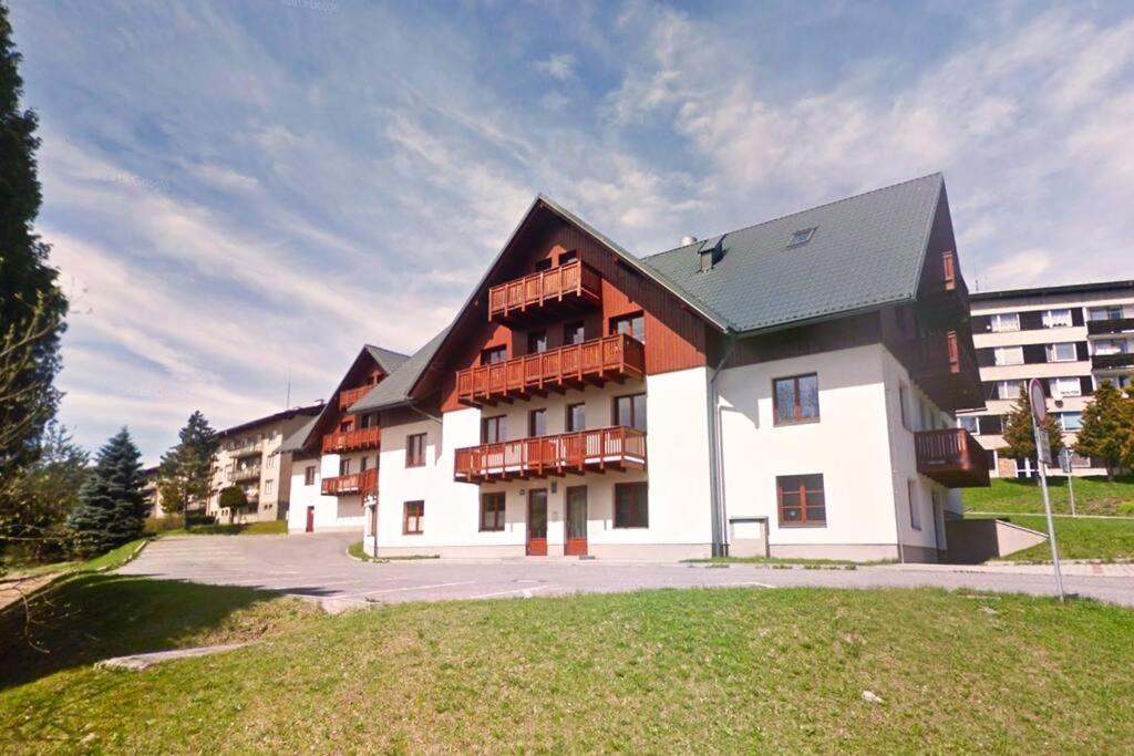 Apartman Mila Eterna II Rokytnice nad Jizerou Exteriér fotografie